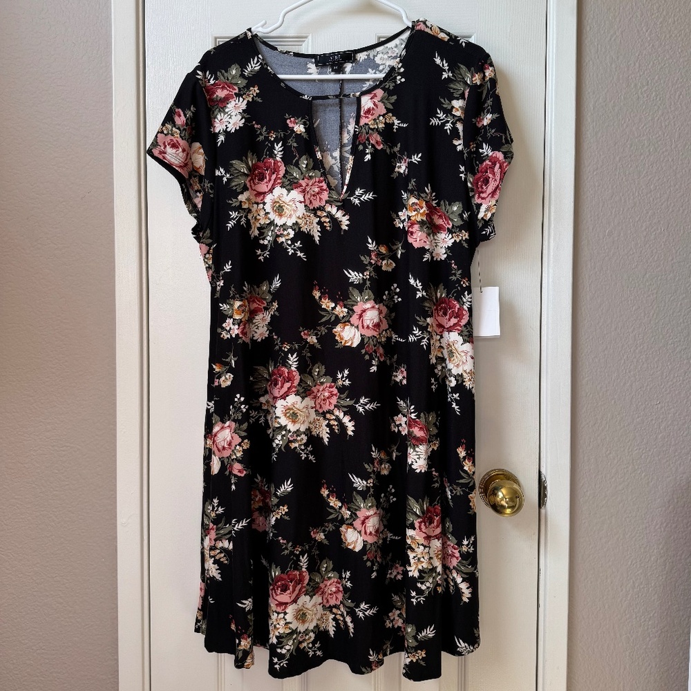 Black/Floral Print Short Jersey Dress